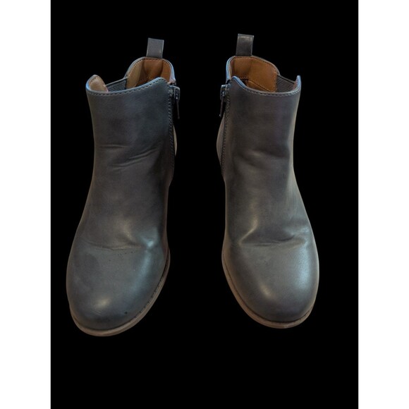 Older Girls Gray Side Zip Faux Leather Ankle Booties, Size 2, Wonder Nation - Picture 2 of 11
